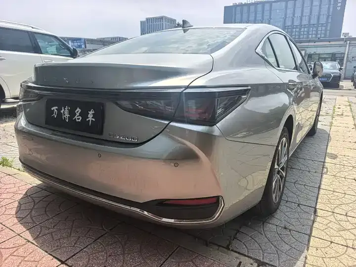 Lexus ES 2025 Model 200 Prestige Edition 9