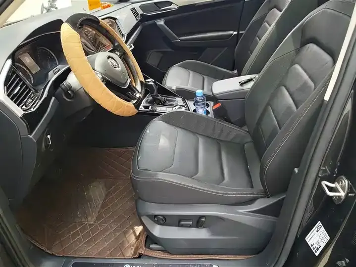 Tan Yue 2020 280TSI Two-Drive Deluxe Zhilian Edition 9