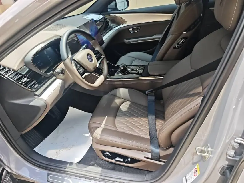 BYD 2025 Han DM-i 1.5T stepless 125KM laser Radar intelligent driving automatic gear 6