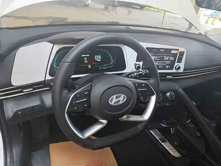 Elantra 2023 1.5L CVT GLX Elite Edition 11