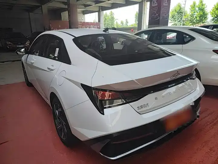 Elantra 2023 1.5L CVT GLX Elite Edition 5