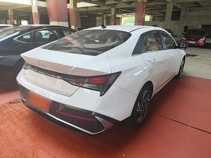 Elantra 2023 1.5L CVT GLX Elite Edition 7