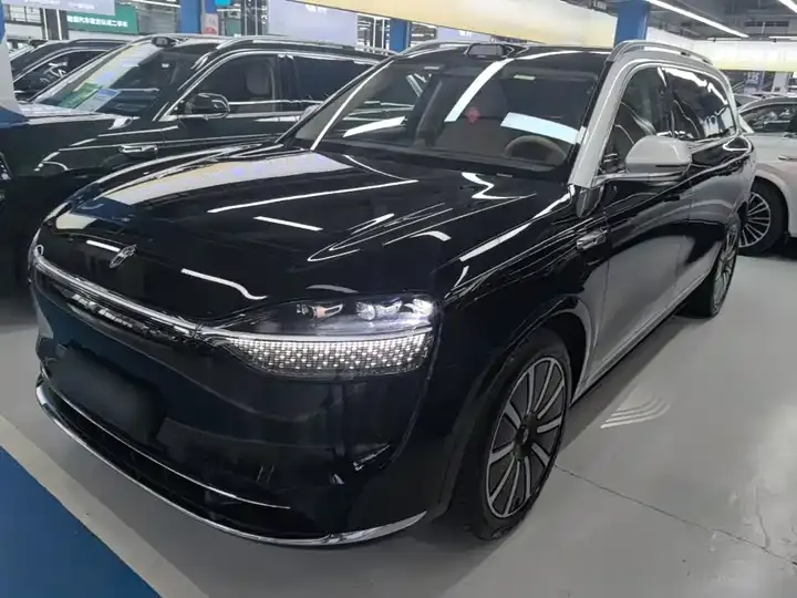 AITO M9 2025 extended-range Ultra 52kWh 6-seat version (192-line laser Radar) 2