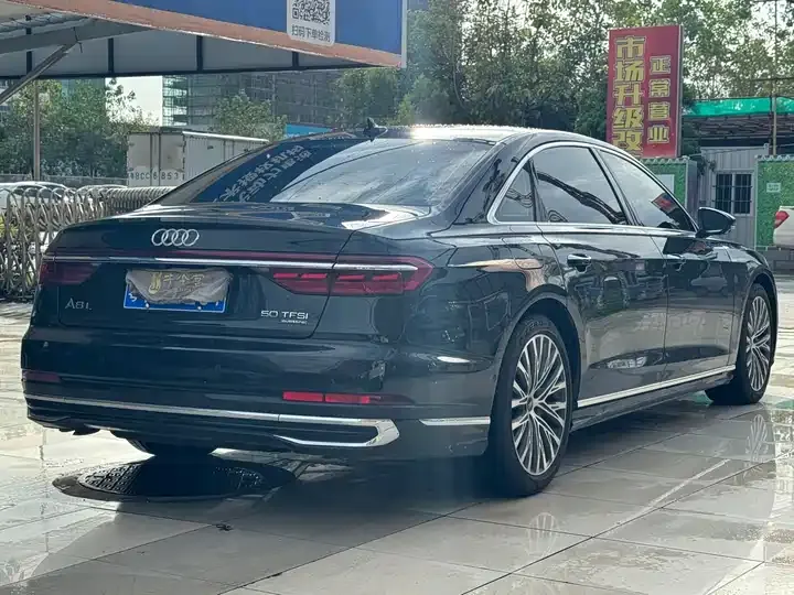 Audi A8 2025 A8L 50 TFSI quattro Selection 4