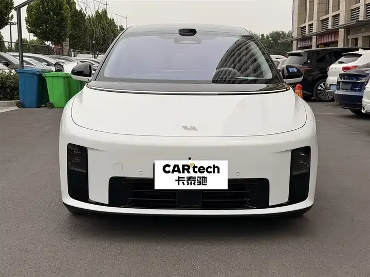 Li i8 2025 Standard Edition 3