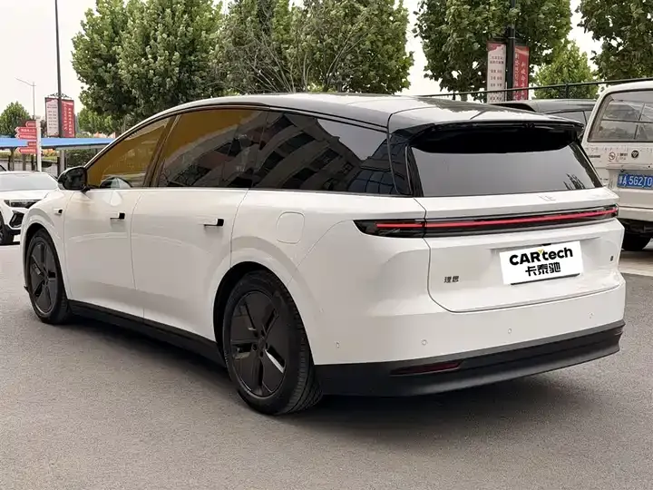 Li i8 2025 Standard Edition 6