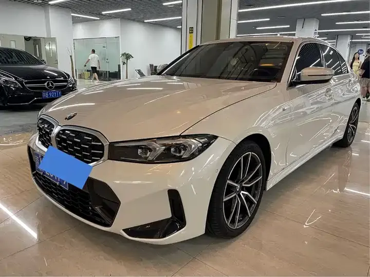 BMW 3 Series 2024 325Li M Sports Suit - View 1