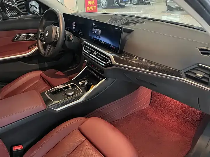 BMW 3 Series 2024 325Li M Sports Suit 5