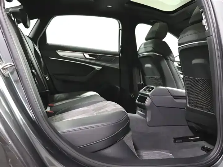 Audi A6L 2021 45 TFSI Selected Dynamic Type 6