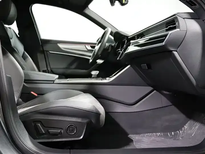Audi A6L 2021 45 TFSI Selected Dynamic Type 7