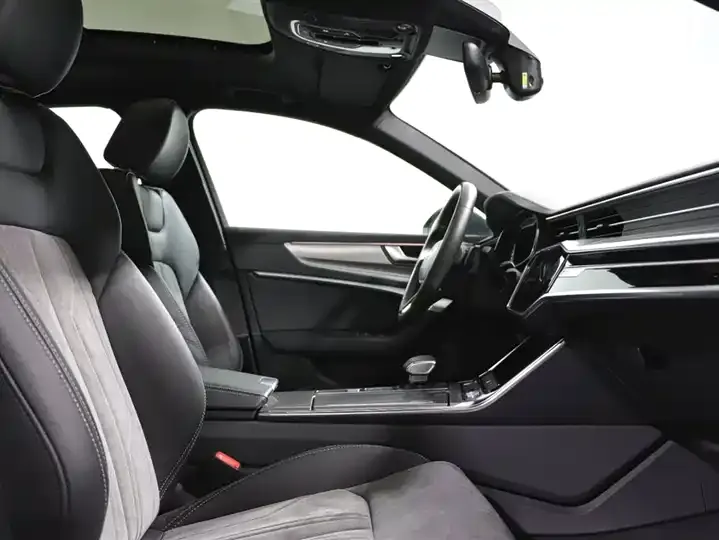 Audi A6L 2021 45 TFSI Selected Dynamic Type 8