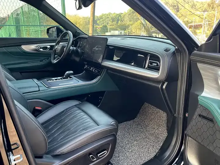 Chuanqi GS8 2022 Pilot Series 2.0TGDI Two-Drive Deluxe Zhilian Edition (Seven Seat) 12