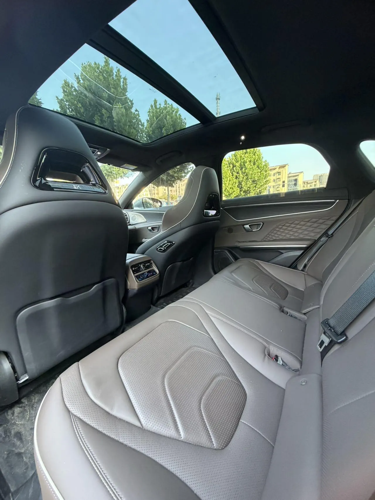 BYD 2022 Han DM-i 1.5T stepless 121KM exclusive automatic gear 5