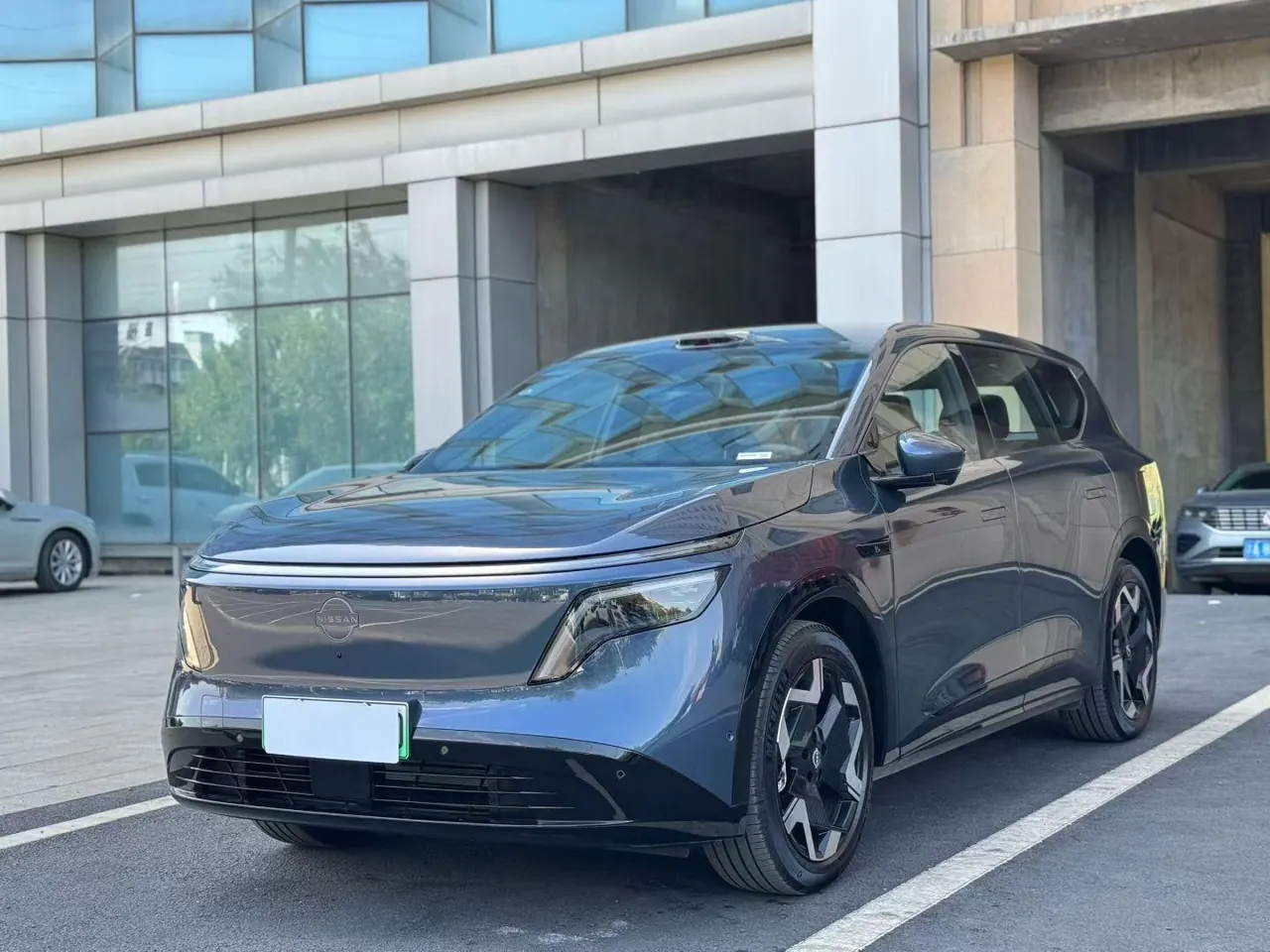 Open image lightbox: Nissan 2026 NX 8 650 Max Automatic