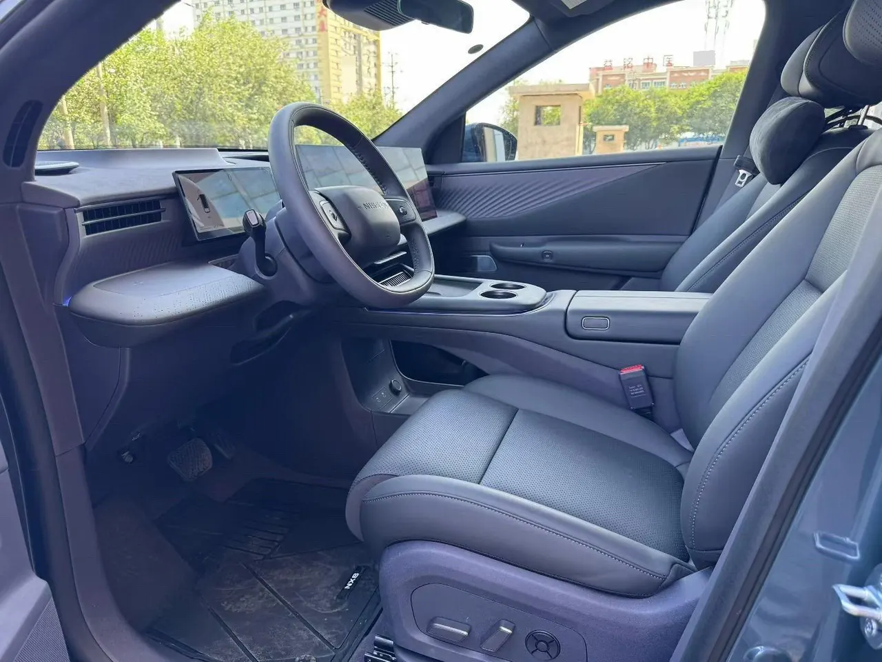 Nissan 2026 NX 8 650 Max Automatic 4