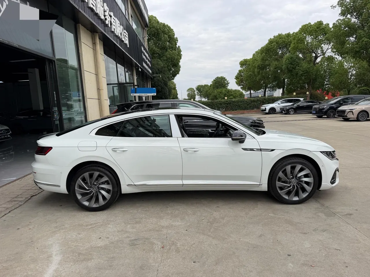 Volkswagen 2026 CC 2.0TSI 380TSI eye-catching 30 million selected automatic gear 2