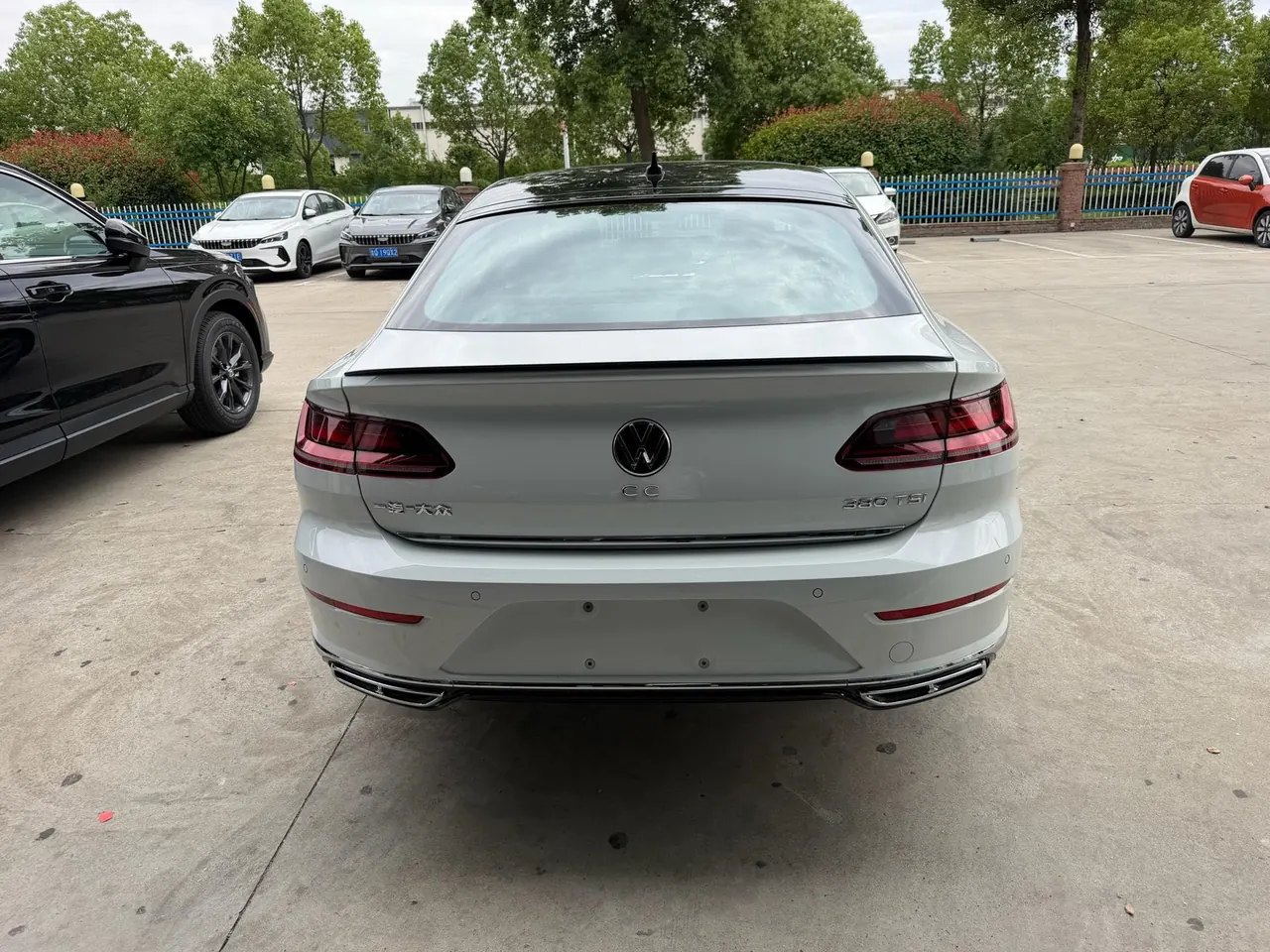 Volkswagen 2026 CC 2.0TSI 380TSI eye-catching 30 million selected automatic gear 4