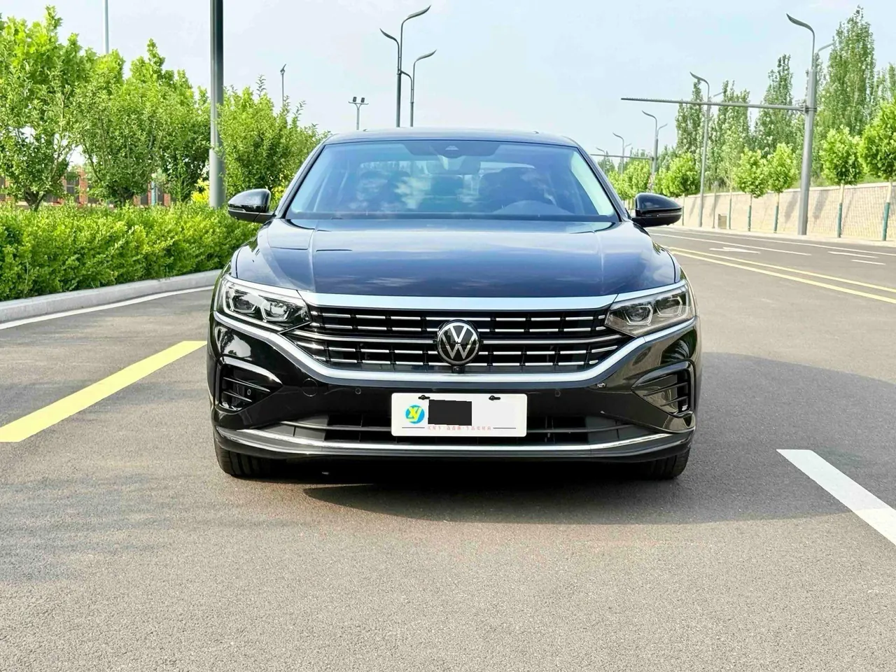 Volkswagen 2025 Passat 2.0TSI 380TSI Subut Long Yao Edition Automatic Gear 2