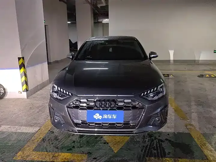 Audi A4L 2020 model 40 TFSI Luxury Dynamic Edition 2