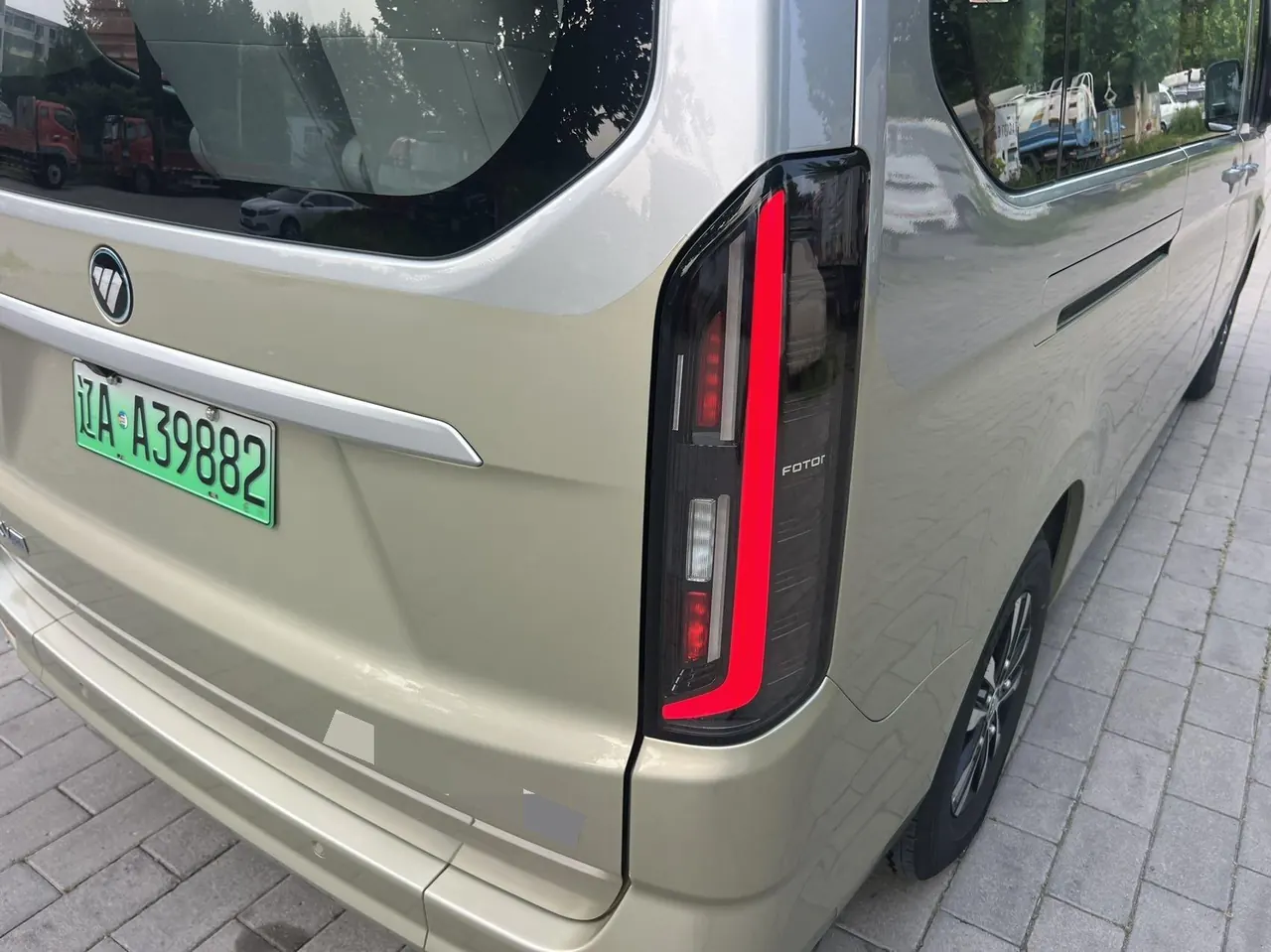 Foton 2025 Tujano X5 New Energy 77.28kWh Long Axis Flat Top Single Tire 7-seat Automatic Gear 4