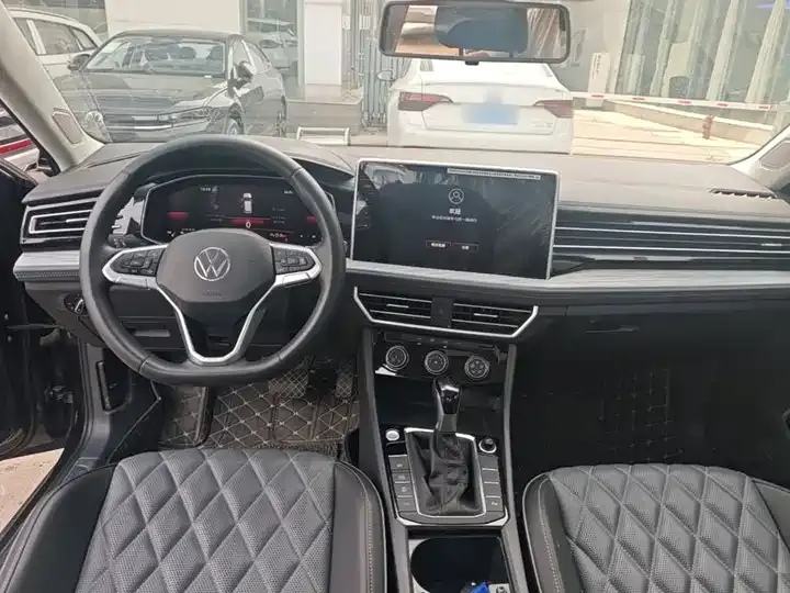 Sagittarius 2024 300TSI DSG Exceed Edition 10