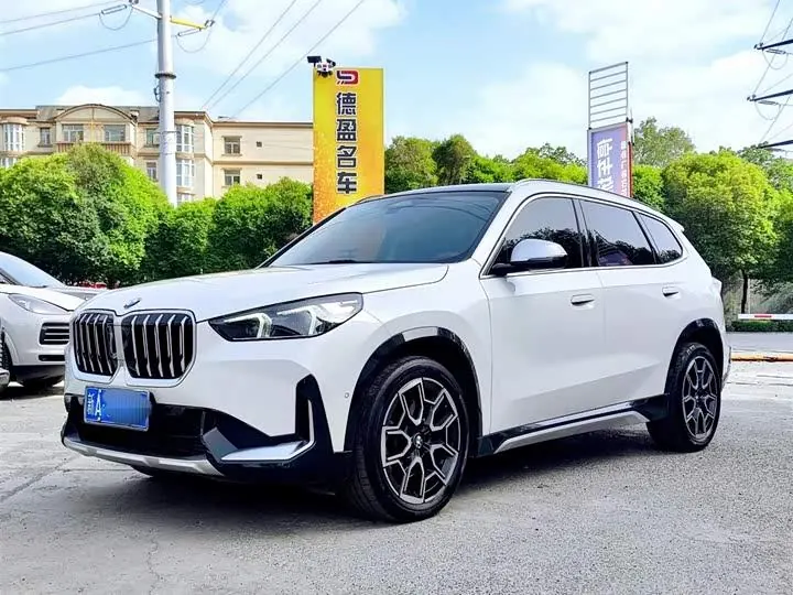 BMW X1 2024 sDrive25Li X Design Set - View 1