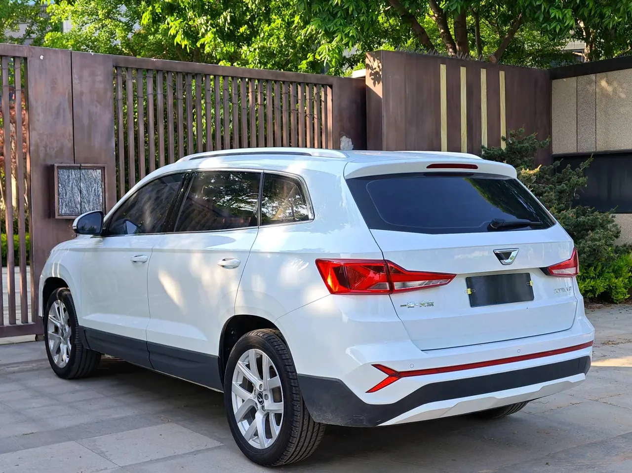 Jetta 2023 Jetta VS7 1.4T 280TSI Enterprising Edition Automatic Gear 5