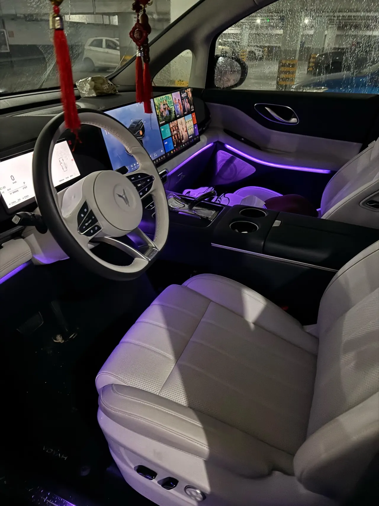 Voyah 2025 dreamers PHEV 1.5T four-wheel drive distinguished Kunpeng version automatic gear 4