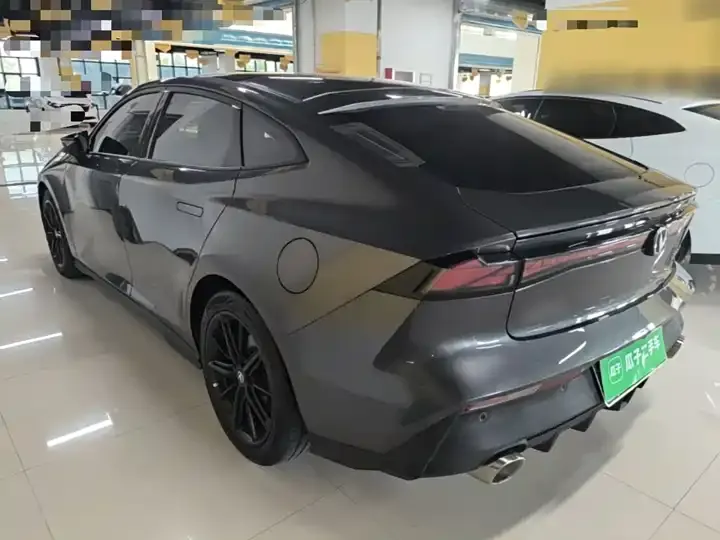 ChangAn UNI-V 2022 1.5T Honorable Model 5