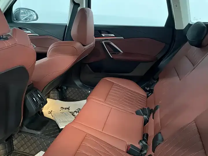 BMW X1 2026 sDrive25Li M Sport Suit 12
