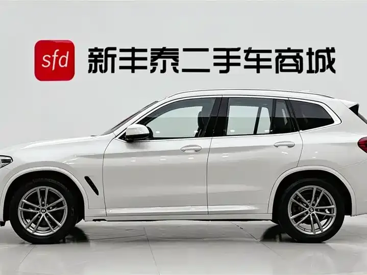 BMW X3 2021 xDrive25i M sports suit 4