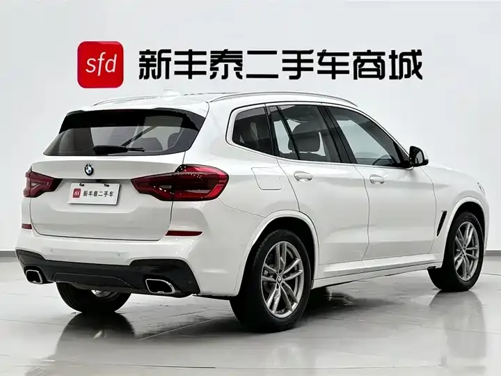 BMW X3 2021 xDrive25i M sports suit 6