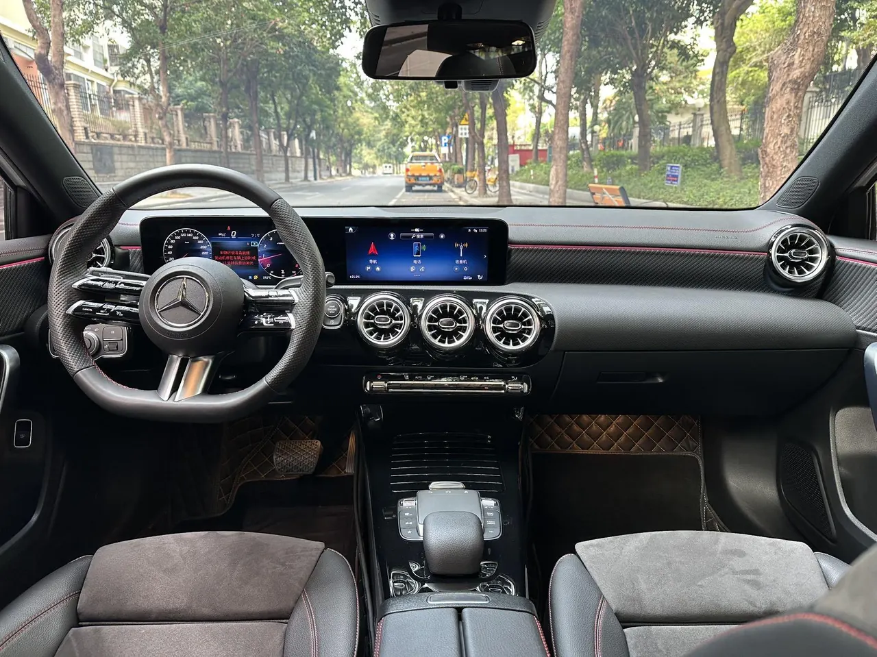 Mercedes Benz Class A 2023 A 200 L 1.3T Fashion Automatic Gear 5