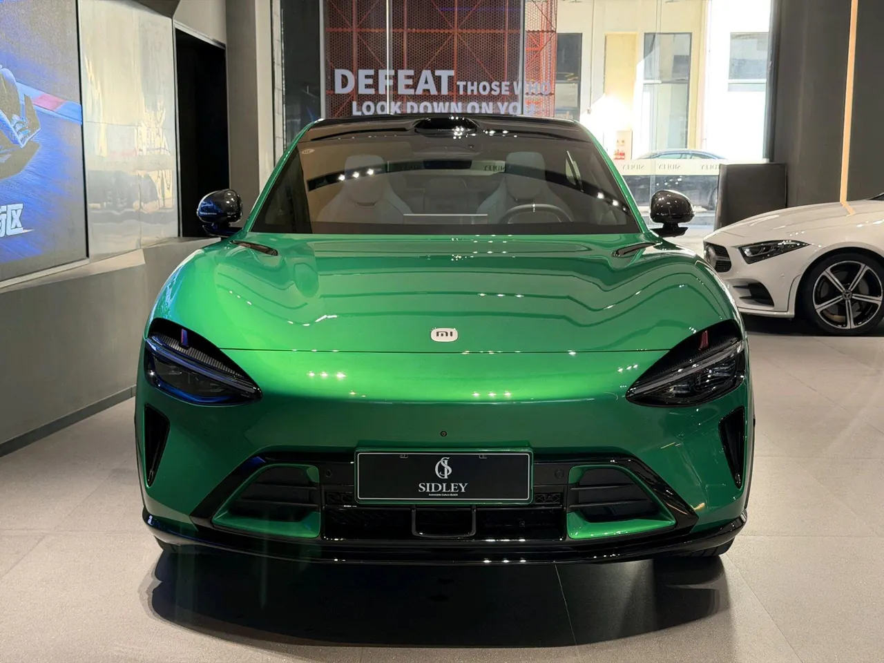Открыть галерею: MI 2025 YU7 Long Endurance High Performance Four-wheel Drive Max Edition Automatic Gear