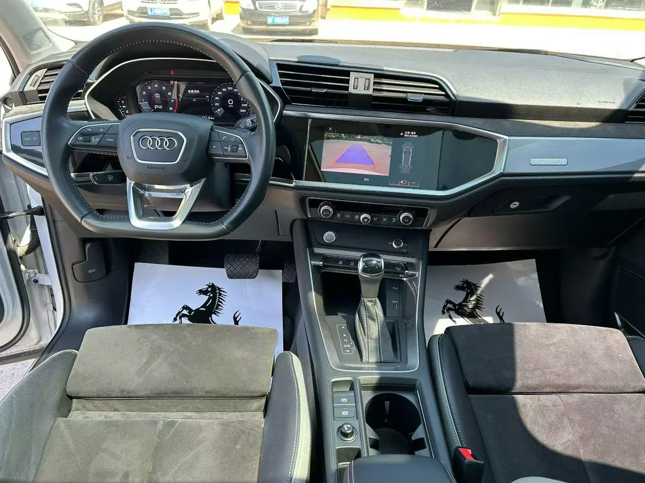 Audi 2020 Q3 2.0TFSI 40TFSI Fashion Dynamic Automatic 5