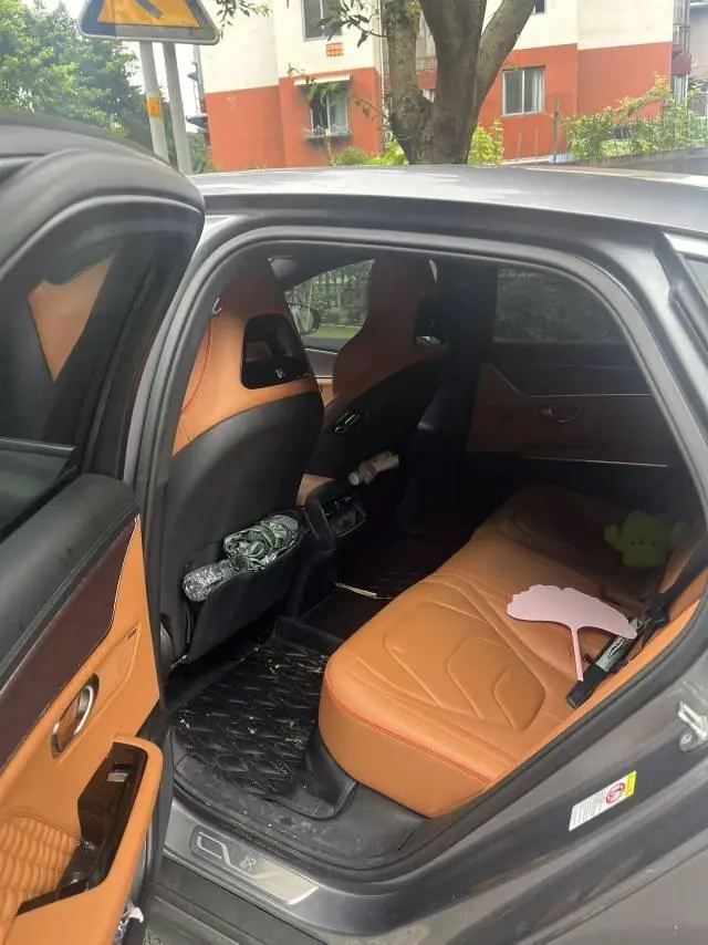 BYD 2022 Han DM-i 1.5T stepless 121KM noble automatic gear 4