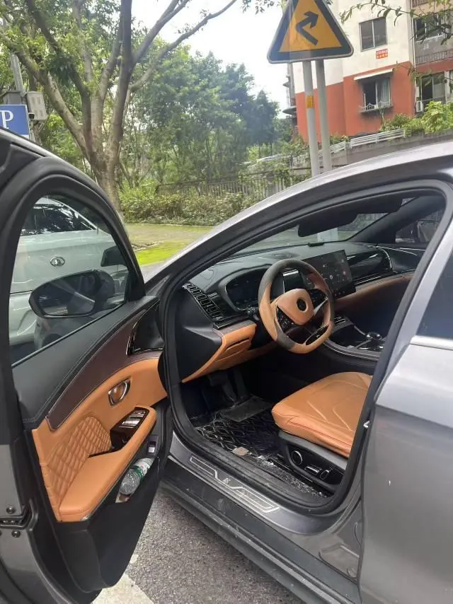BYD 2022 Han DM-i 1.5T stepless 121KM noble automatic gear 5