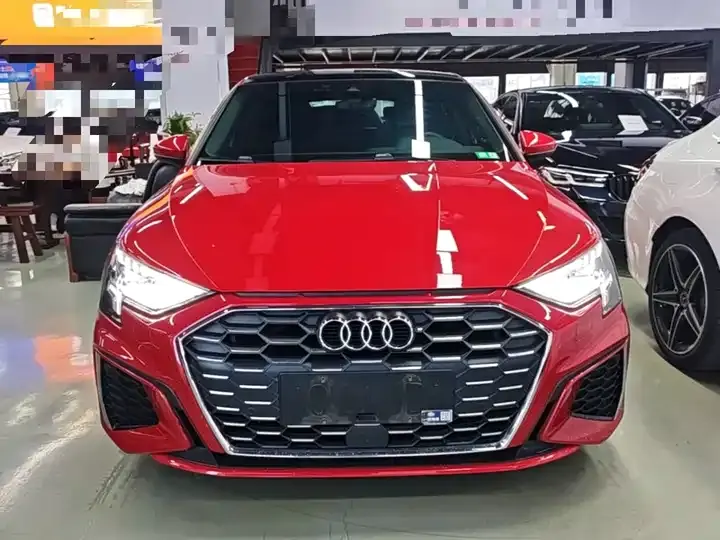 Audi A3 2021 model Sportback 35 TFSI Fashion Sport version 3