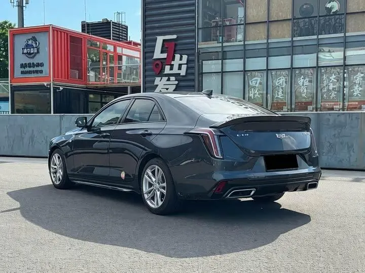 Cadillac CT4 2020 28T Luxury Model 3