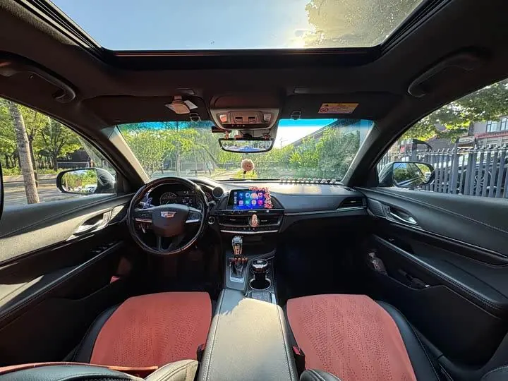 Cadillac CT4 2020 28T Luxury Model 8