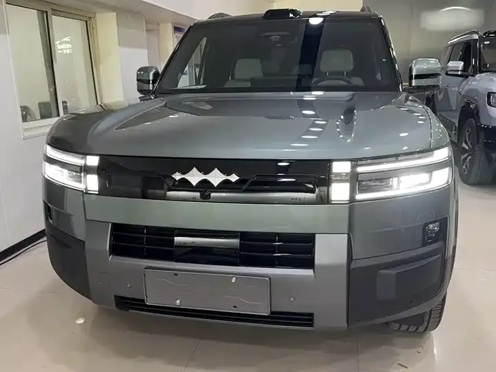 Titanium 7 2025 190KM 4WD Ultra Edition 5