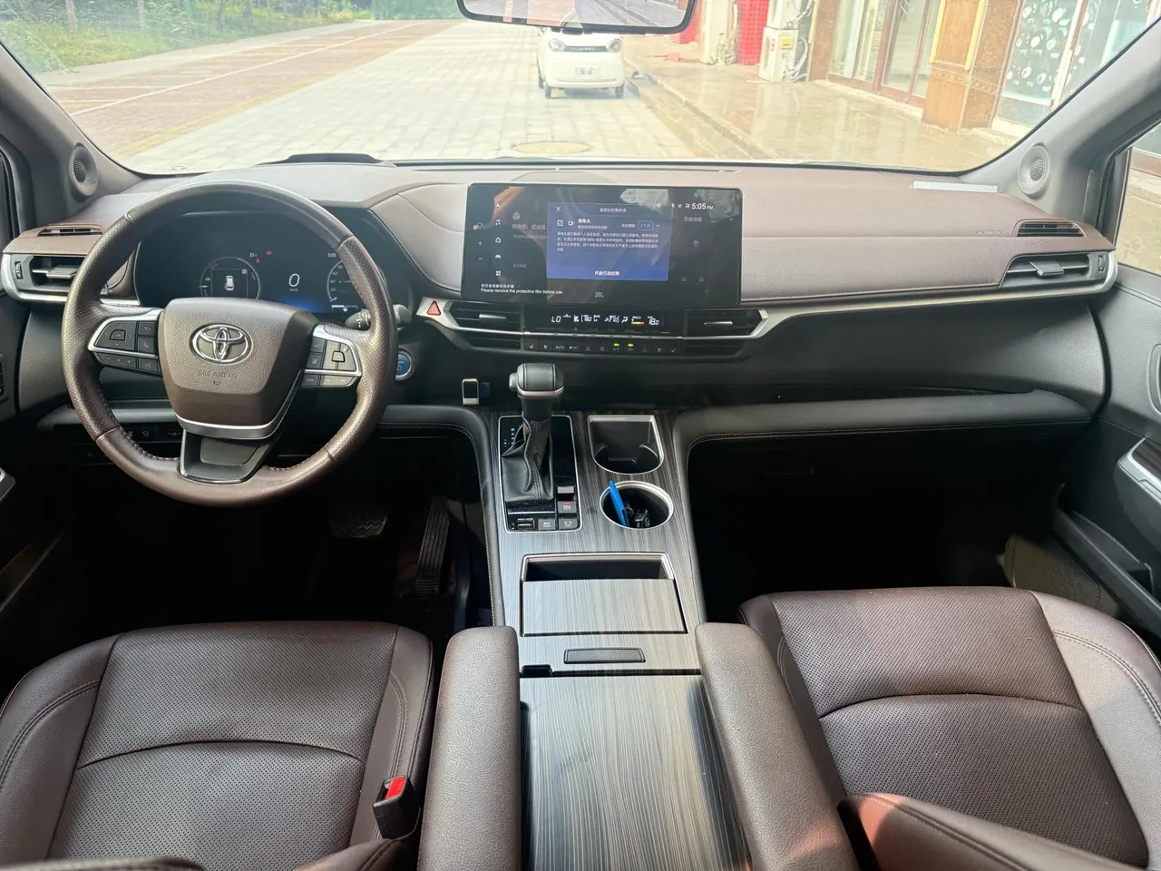 Toyota 2023 Sana 2.5 Stepless Platinum Edition Automatic Transmission 6