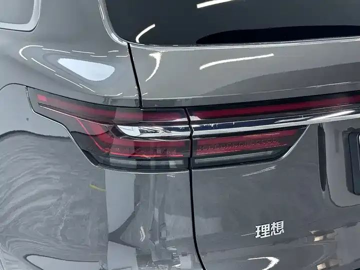 Li ONE 2021 extended 6-seat version 10