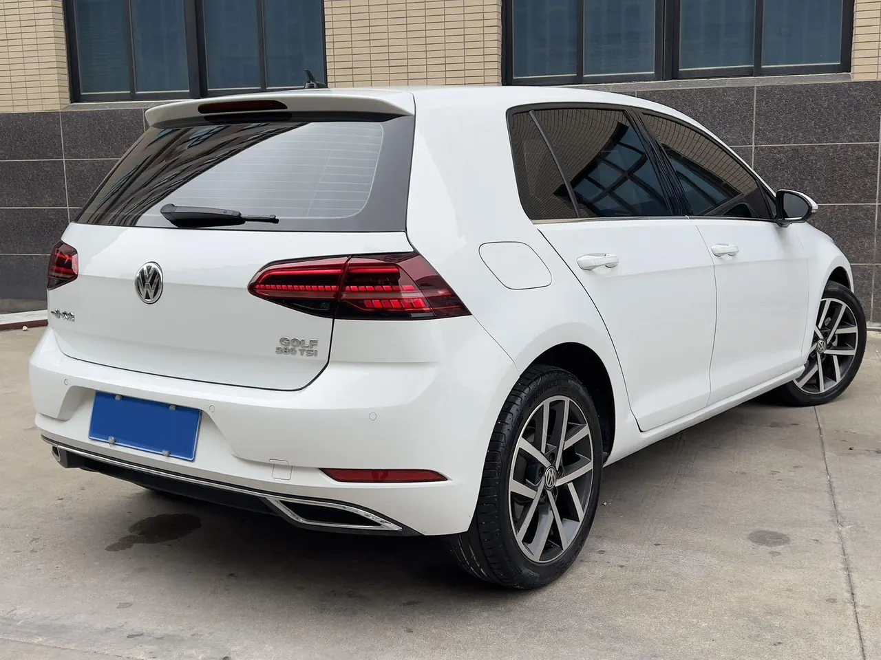 Volkswagen 2020 Golf 7 1.4TSI 280TSI Beloved Edition Deluxe Automatic 2