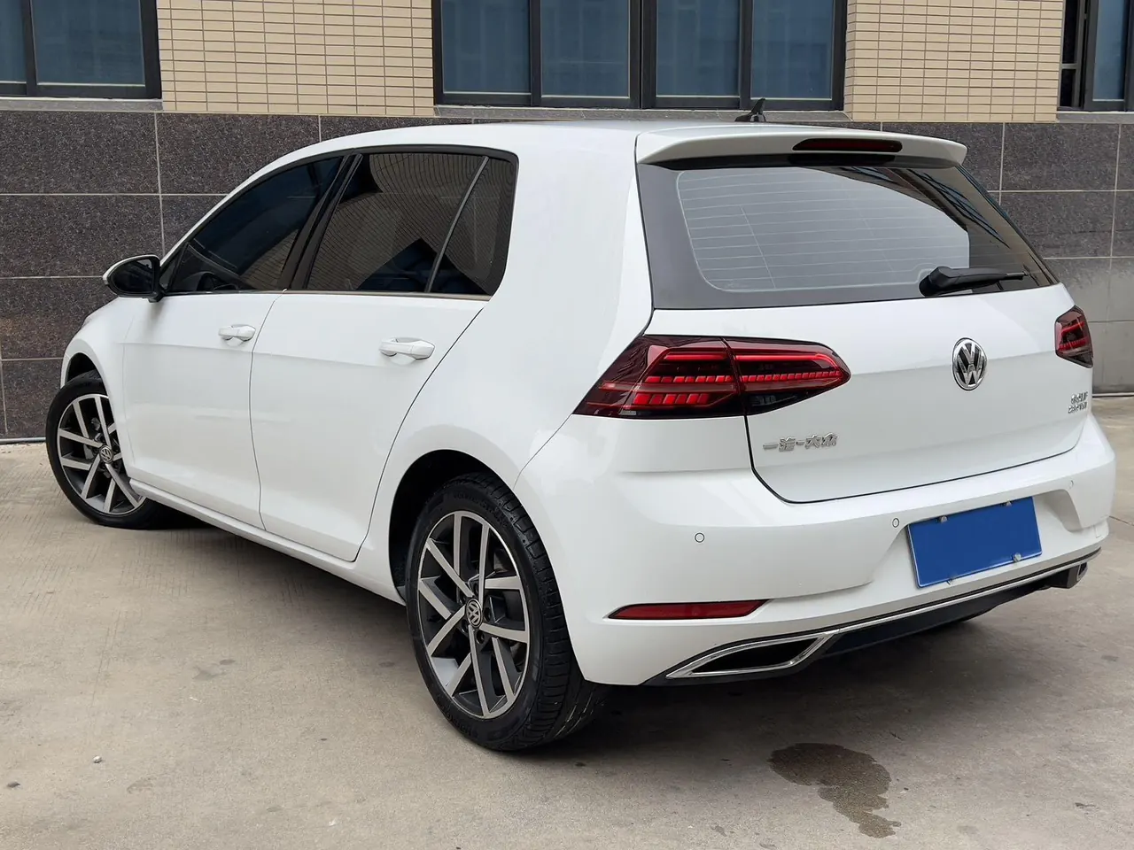 Volkswagen 2020 Golf 7 1.4TSI 280TSI Beloved Edition Deluxe Automatic 4