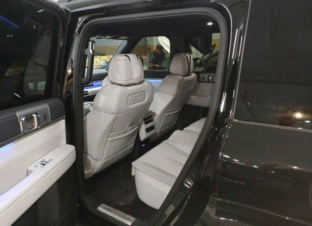 FangChengBao 2025 titanium 7 1.5T stepless 190KM four-wheel drive Ultra version of automatic gear 4