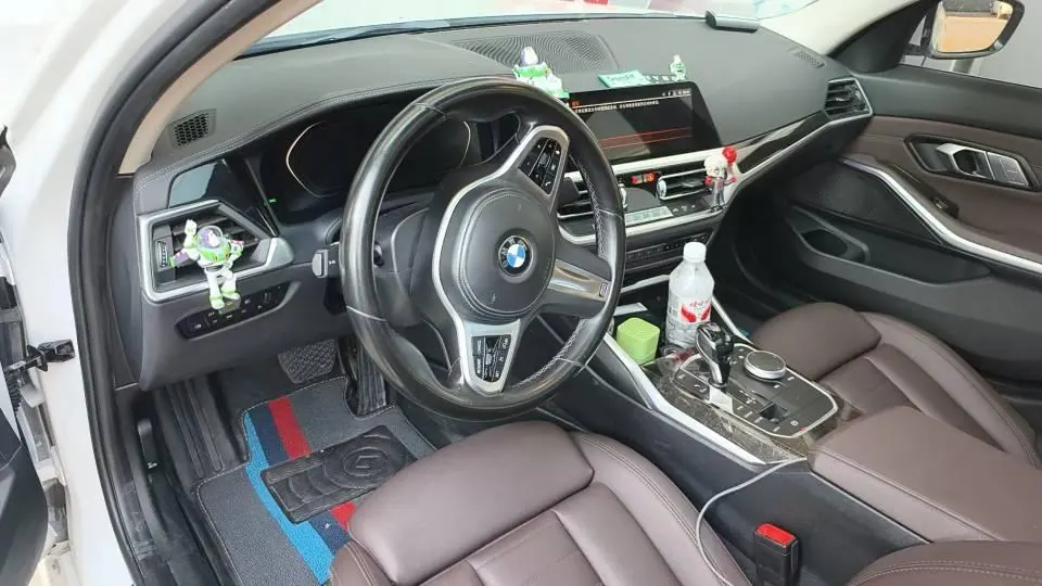 BMW 3 Series 2020 325Li 2.0T First Edition (Revised) Automatic Gear 3