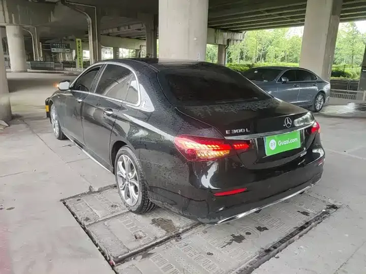 Mercedes Benz E-Class 2022 Model to E 300 L Sports Luxury Model 5