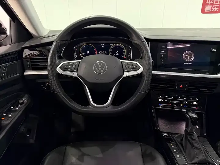 Passat 2022 330TSI Elite Edition 3