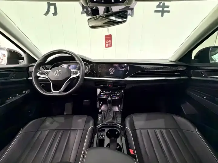 Passat 2022 330TSI Elite Edition 5